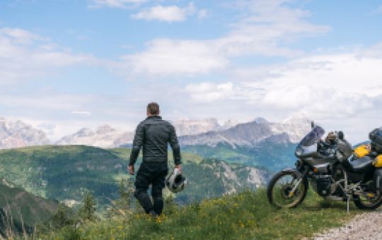 El equipo de APV LarrainVial estará contento de conversar sobre tus objetivos y cómo lograrlos.